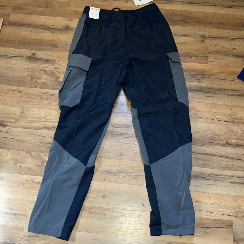 Jordan windbreaker cargo pants